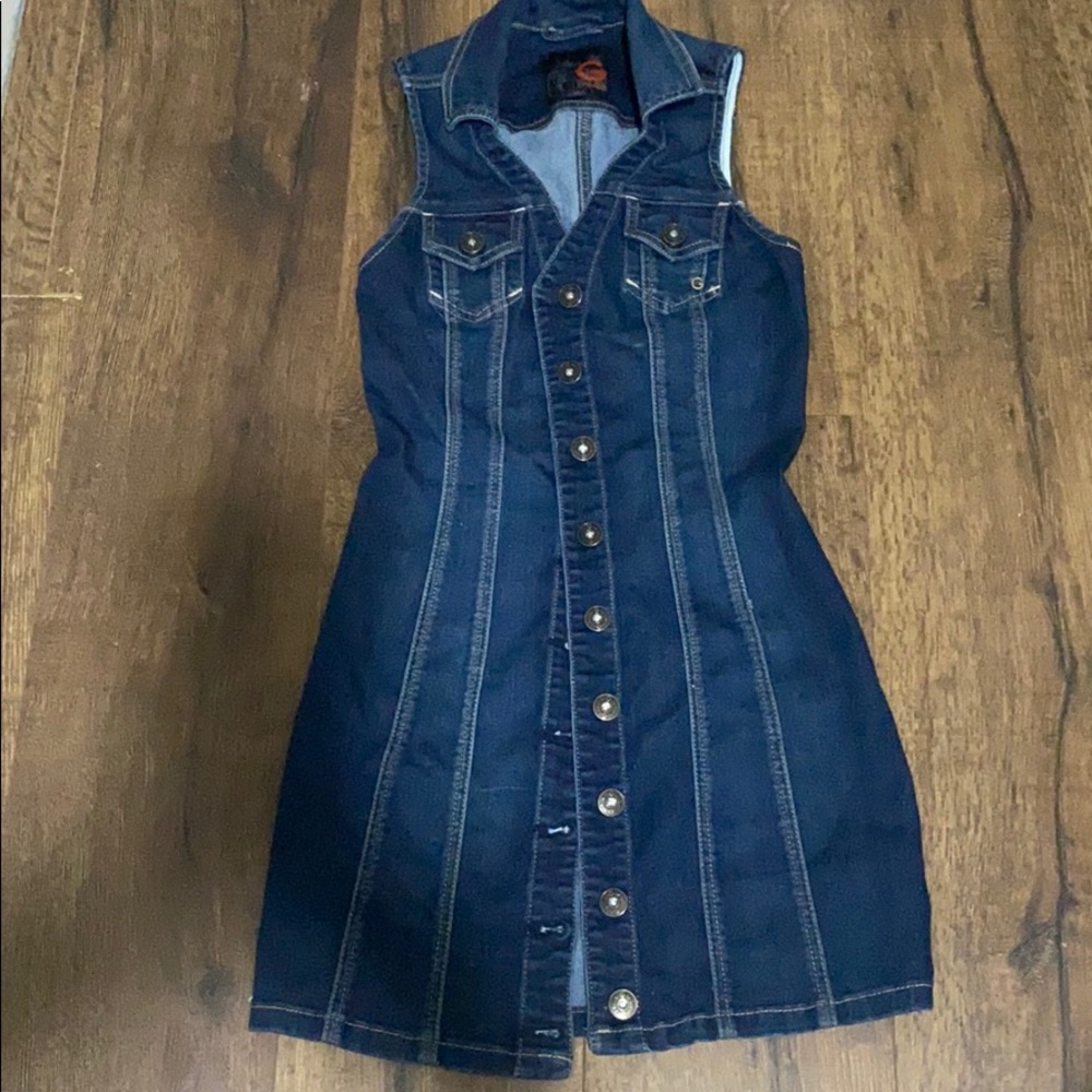 Size XS. Good condition